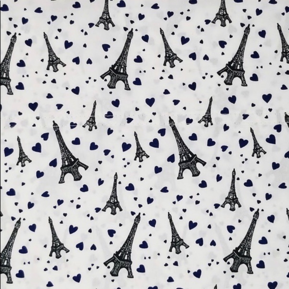 Betsey Johnson Paris Eiffel Heart NAVY Queen Sheet - Picture 3 of 4